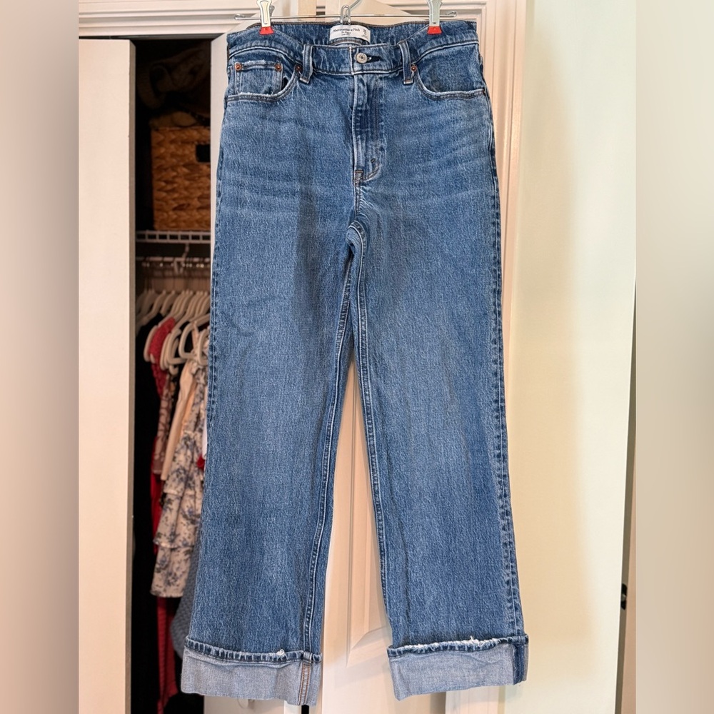 Abercrombie & Fitch Low Rise Baggy Jean